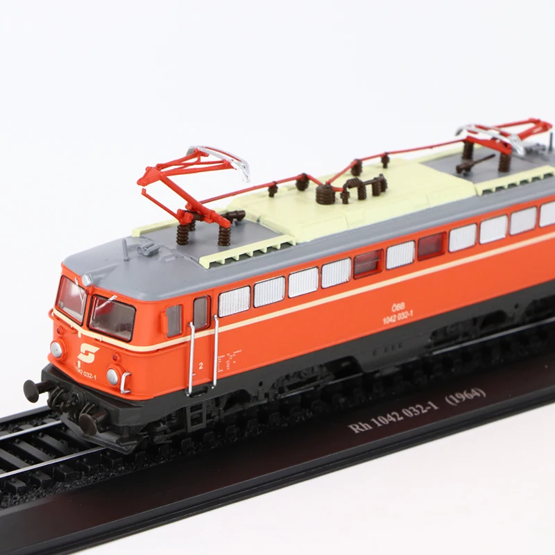 Коллекция редких литых моделей ATLAS 1:87 SCALE RH 1042 032 1 (1964)|Роботы и животные с ДУ| |