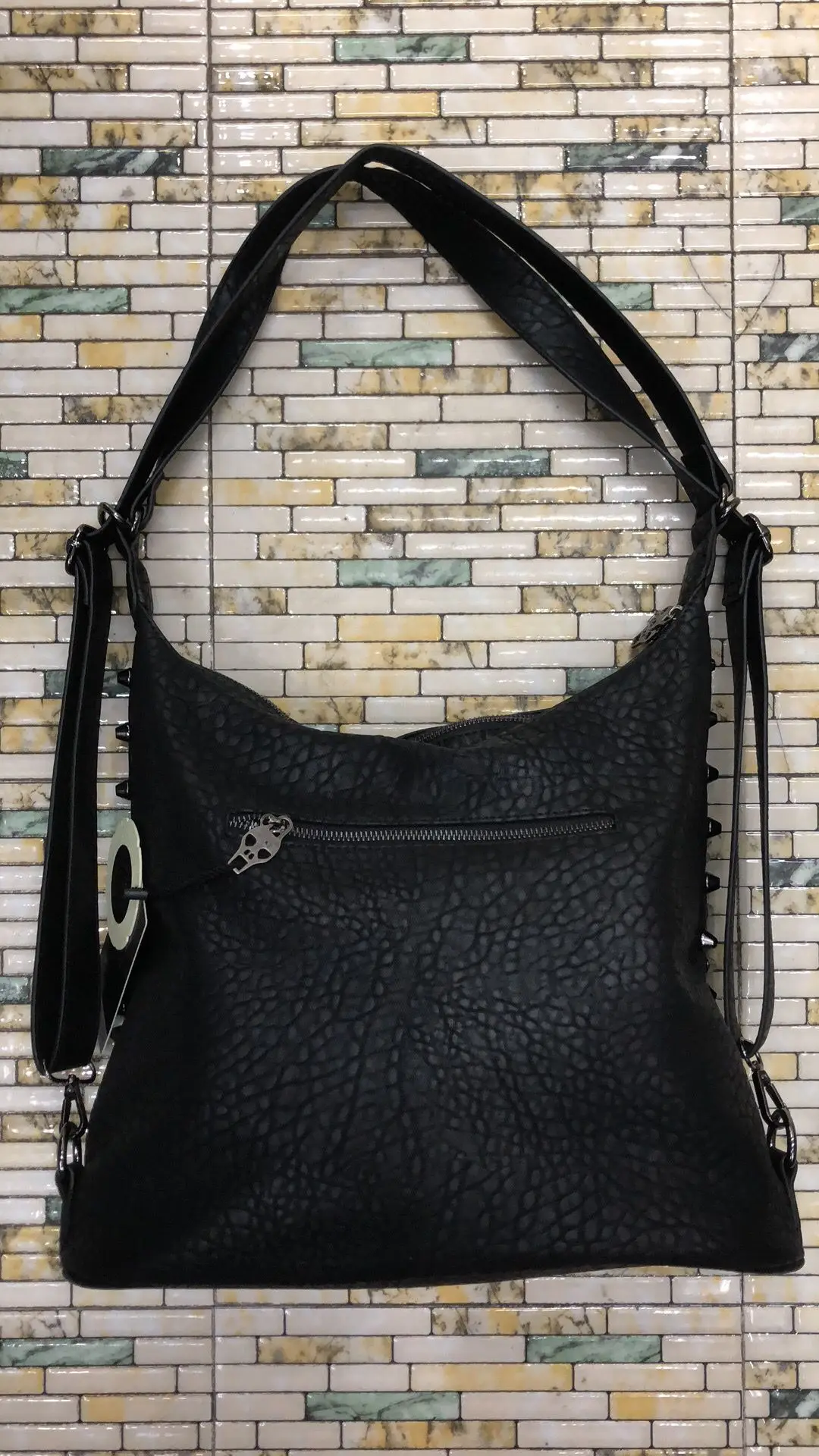 Large Rivet Skull Handbag Women Pu Leather Large Capacity Tote Messenger Shoulder Bag cross body punk hip hop black tote purse