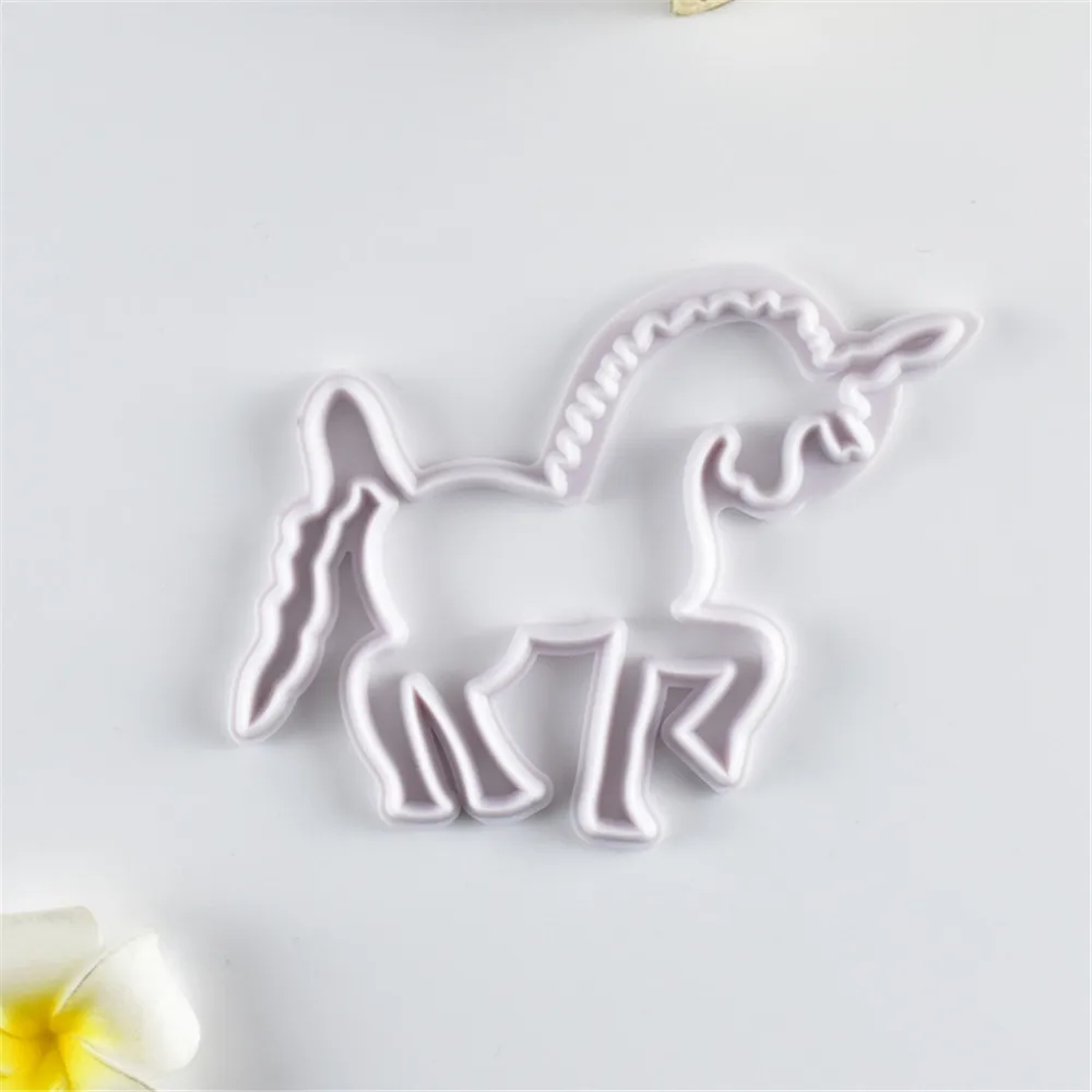 DIY Cute Cartoon Unicorn Horse Shape Fondant Cake Cookie Cutter Mold Biscuit Decorating Moulds Kitchen Baking Tools | Дом и сад