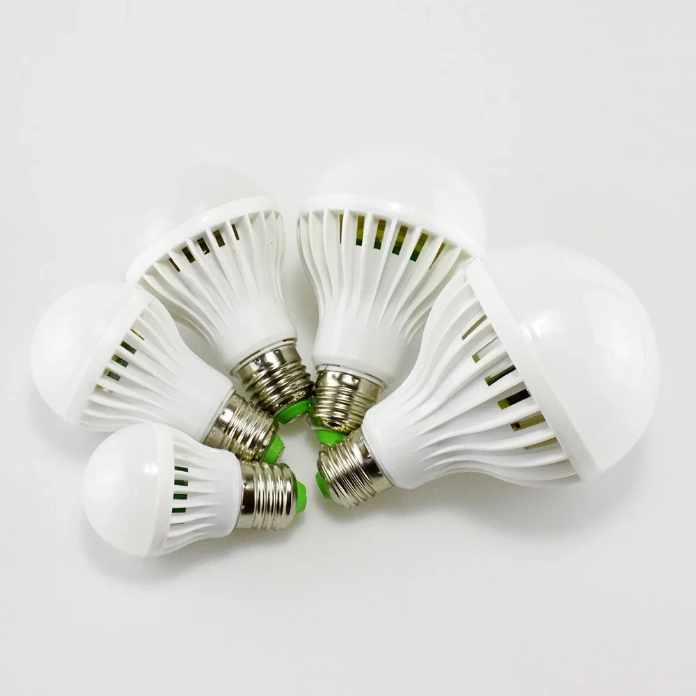 Фото Светодиодная лампа с датчиком звука E27 220 В светодиодный Светодиодная лампа 12 Вт, 9 Вт, 7 Вт, 5 Вт, 3 Вт, белая Автоматическая умная инфракрасная лампа с датчиком тела №2