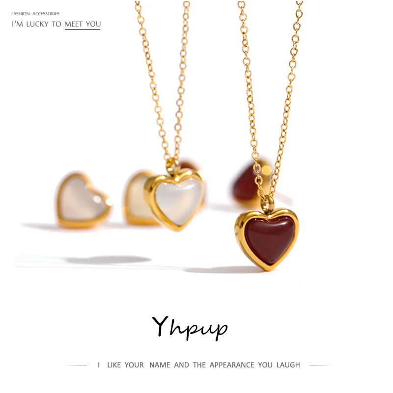 A stainless steel necklace heart pendant chain jewelry natural agate stone