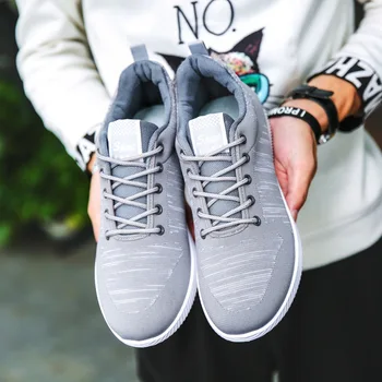 

2020 Fashion Outdoor Men White Sneakers High Quality Brand Casual Breathable Shoes Mesh Soft Jogging Tennis Mens Shoes Summer