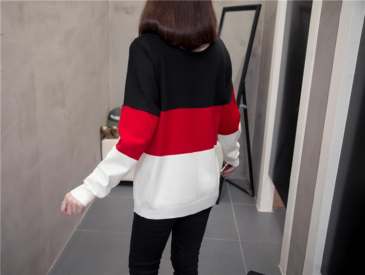 Plus Size Striped Korean Knitted Tops Sweaters Women Autumn Winter Fashion Loose V Neck Ladies Knitwear Oversized Jumpers