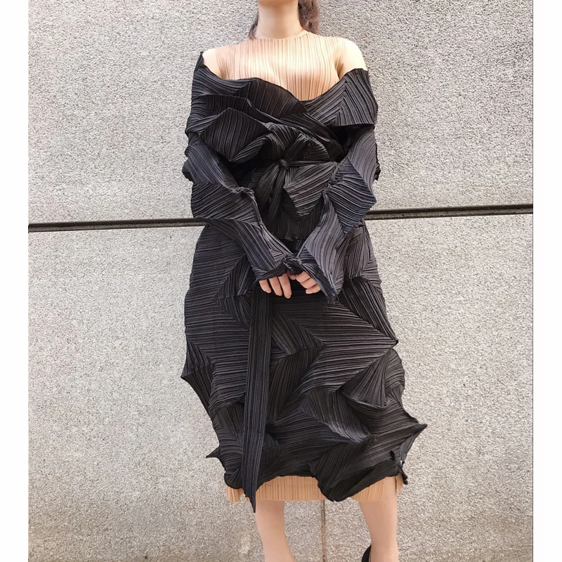 Changpleat осень необычный Женский Тренч Miyak плиссированный модный дизайн однотонный свободный большой размер длинный рукав пальто T69