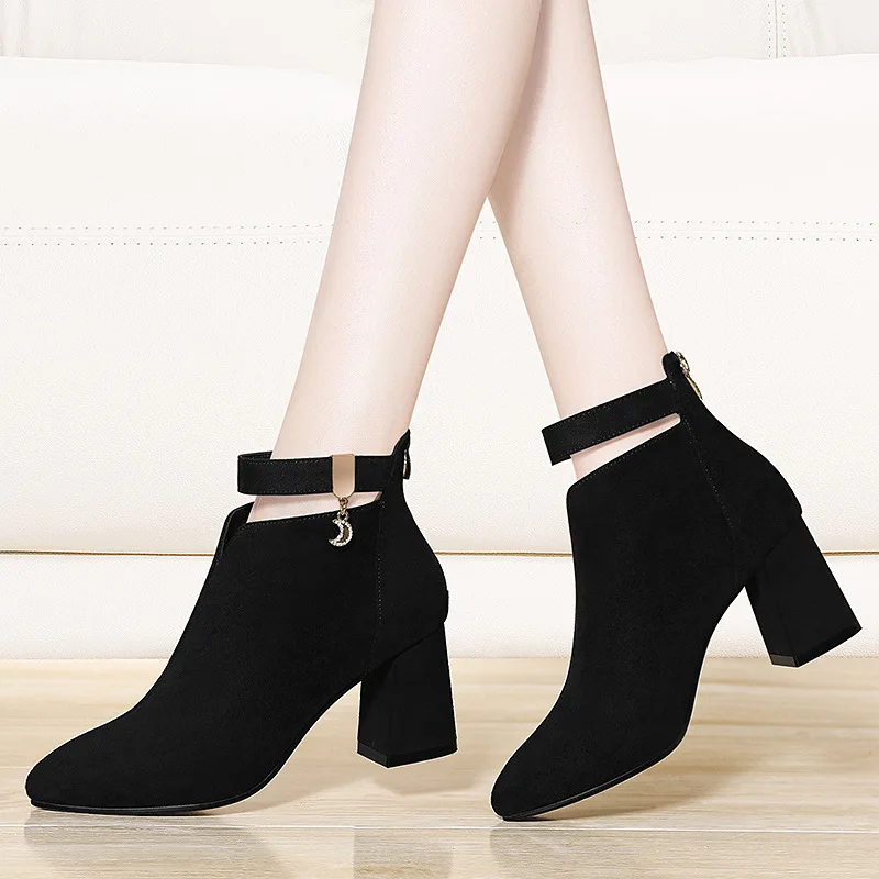 

Gold Lines Rabbit Pointed-Toe Martin Boots Women's Chunky-Heel Short Boots 2019 Autumn And Winter New Style High-Heel Boots Seco