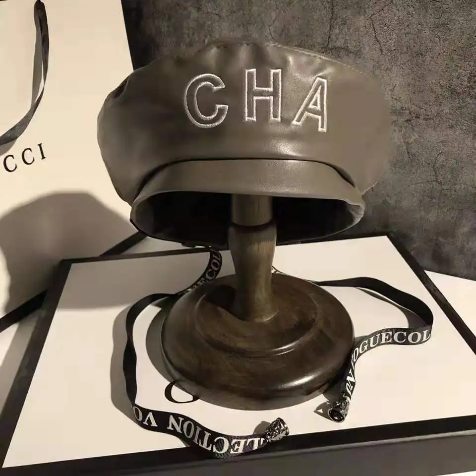 56-58cm Шапка с буквами береты из искусственной кожи черная кожа весна и осень прилива бренд личности плоский верх без карнизов - Цвет: 56-58cm