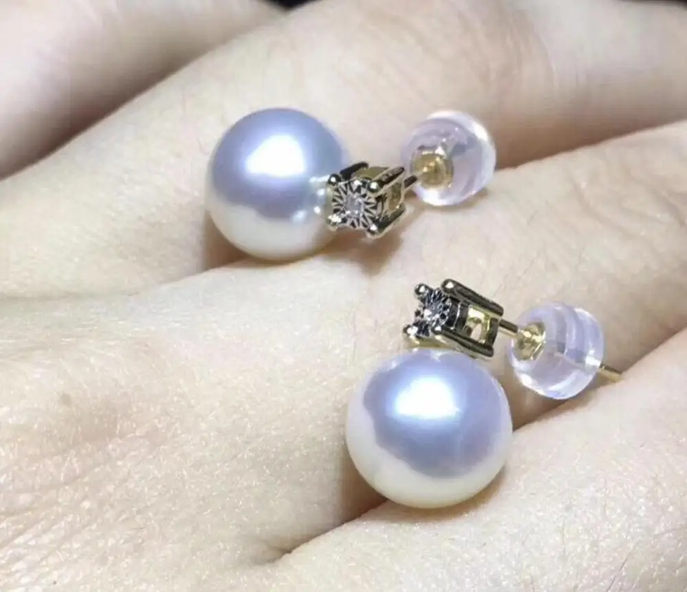 

pair of 7-8mm AKOYA JAPANESE WHITE PEARL EARRING 18K