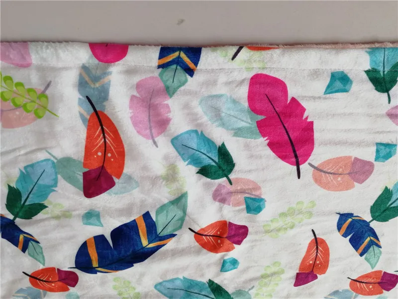 75120cm Color Feather Print Baby  Blanket Swaddling Fleece Newborn Receiving Blanket Stroller Bedding Quilt Minky Blanket  (5)