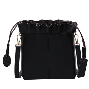

New Wave Fashion Single Shoulder Messenger Bag Korean Version Of The Simple Wild Bucket Bag Black