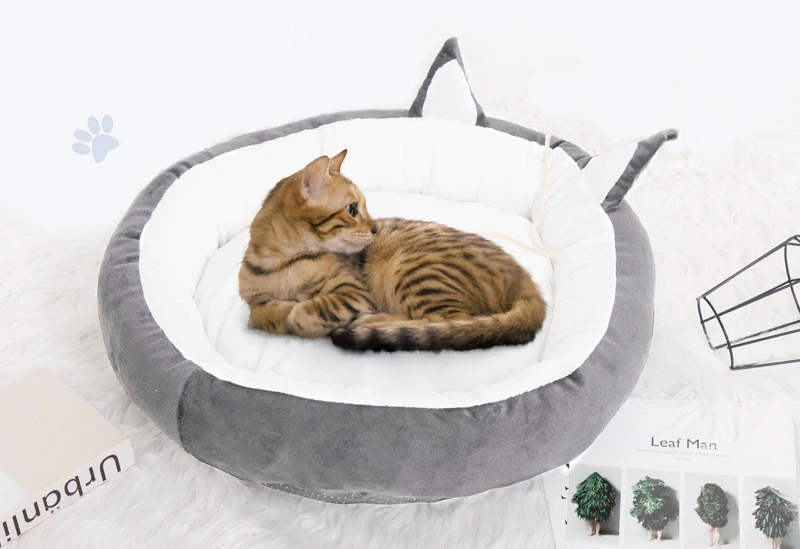 Pet Dog Cat Bed Soft Warm Cat Cushion Home Mat Winter Thick Puppy Kennel Ears Nest Washable Round Dog Beds House Non-slip Mat