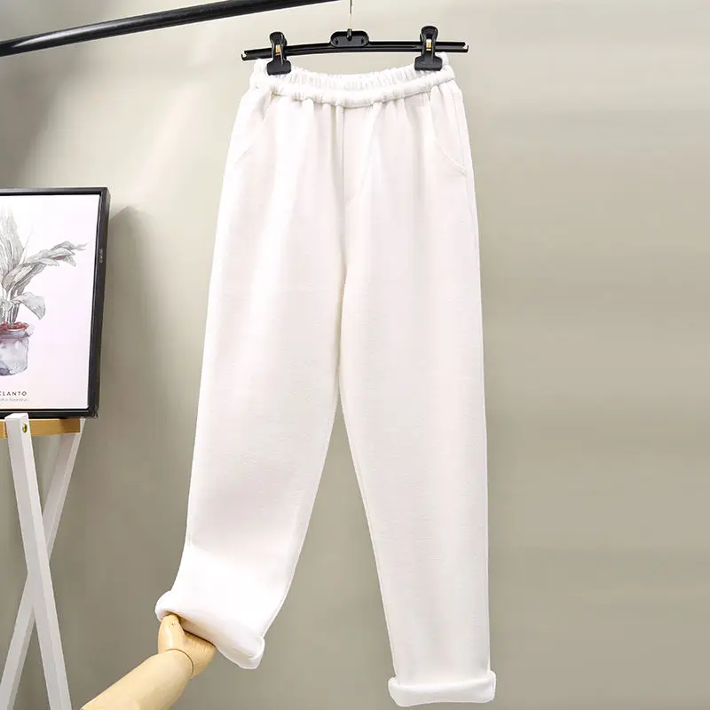 white pants Бархатные утепленные прямые штаны-шаровары для женщин; Pantalon Femme; брюки с эластичной резинкой на талии; сезон осень-зима; повседневные спортивные брюки для женщин; C6033 - Цвет: white pants