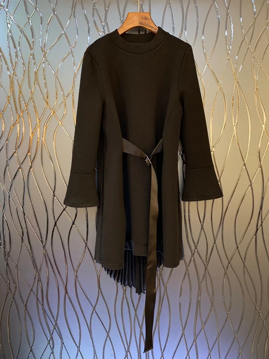 Early autumn new women's round neckband retracted waist space cotton back pleated long sleeve dress 1004