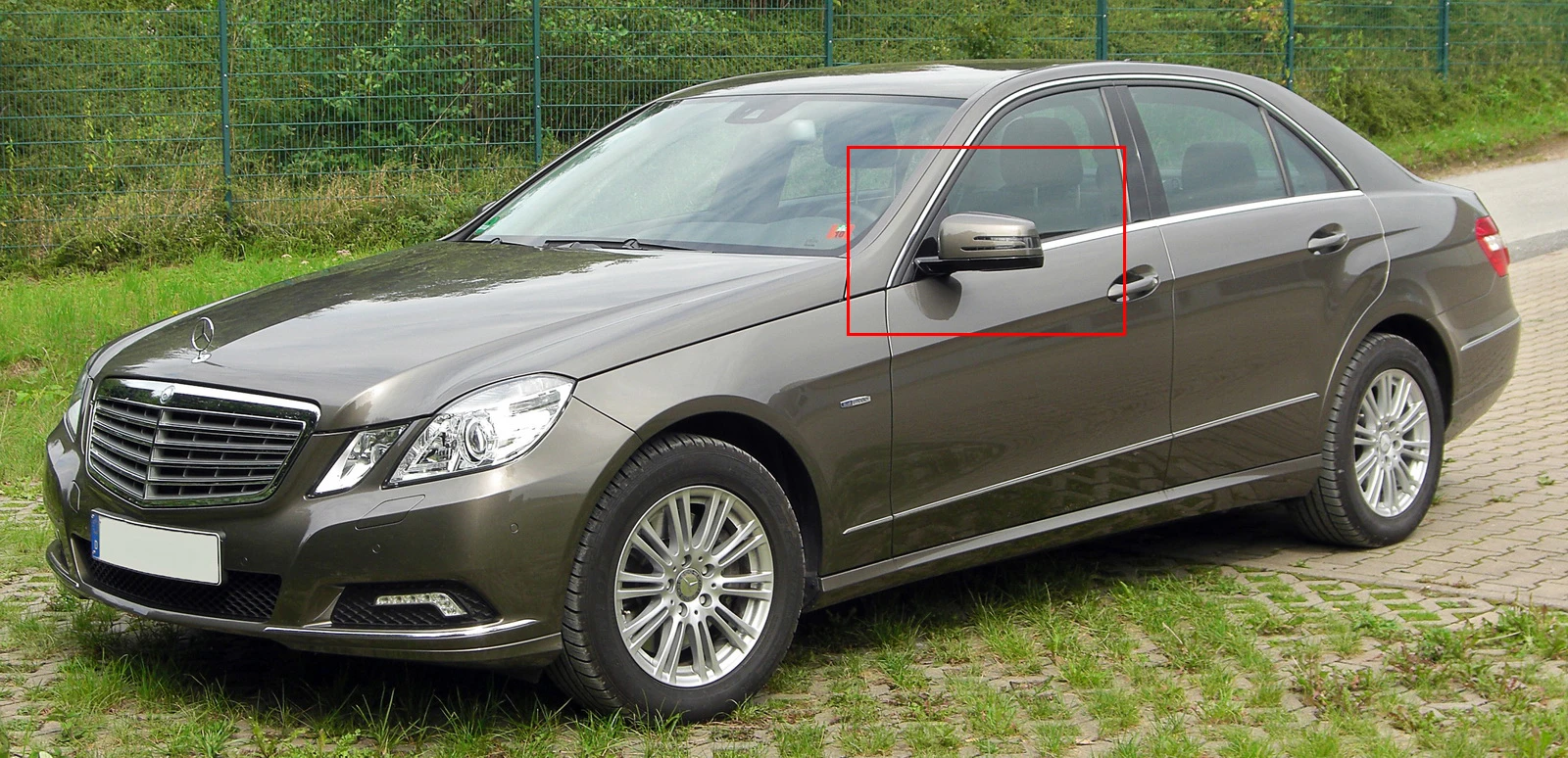 Для Mercedes W204 11-14 крыло зеркало указатель поворота с левой стороны СВЕТОДИОДНЫЙ светильник Янтарный