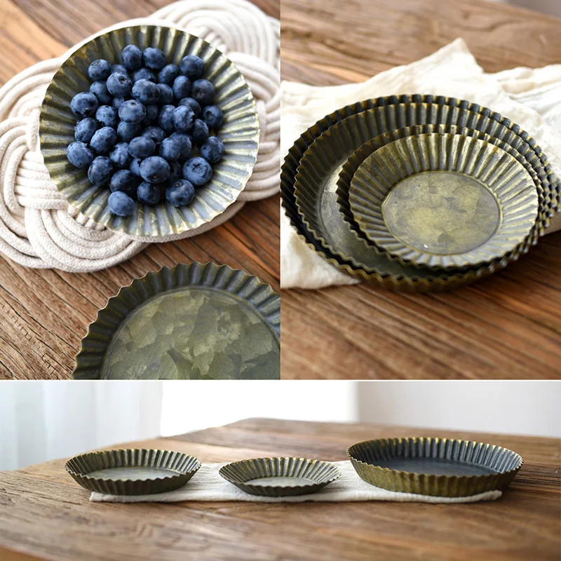 

Vintage Old Wrought Iron Storage Tray Lace Bread Tray Fruit Tray Photo Props Iron Tray Home Decoration