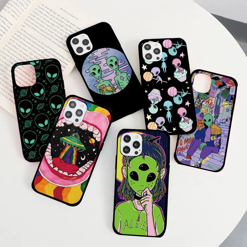 Silicone Case Iphone Alien (ốp silicone Iphone hình người ngoài hành tinh): Bạn đang tìm kiếm một chiếc ốp silicone độc đáo và mới lạ cho chiếc Iphone của mình? Hãy cùng xem hình ảnh Silicone Case Iphone Alien - một sản phẩm đầy thú vị với hình ảnh người ngoài hành tinh đáng yêu sẽ khiến cho chiếc điện thoại của bạn trở nên độc đáo và nổi bật hơn trong mắt mọi người!