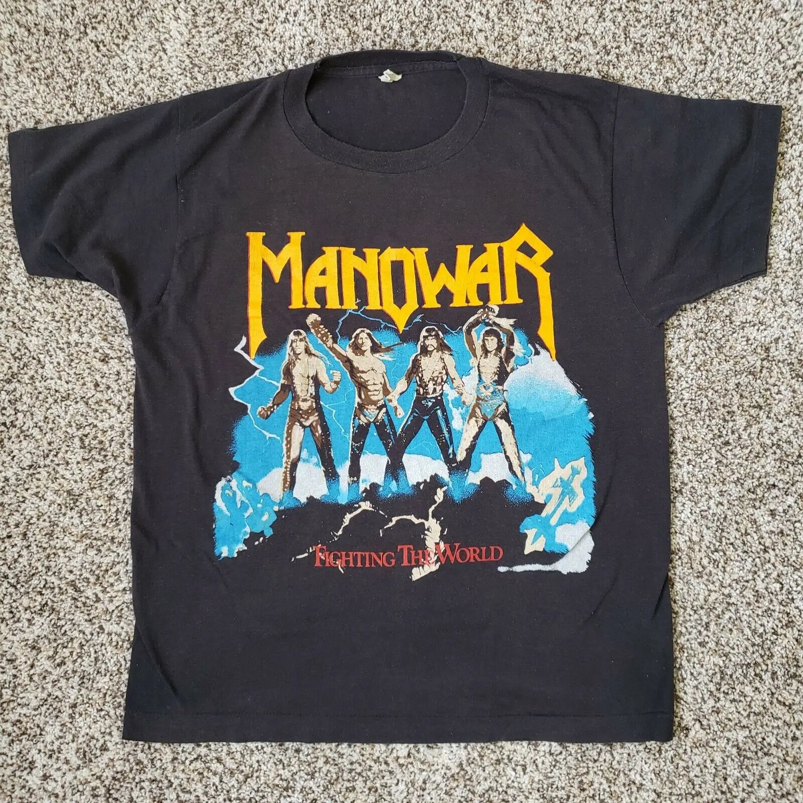 

Vintage Manowar Fighting The World Tour 1987 88 Concert T shirt Med w/ tic stub 100% Cotton For Man Shirts