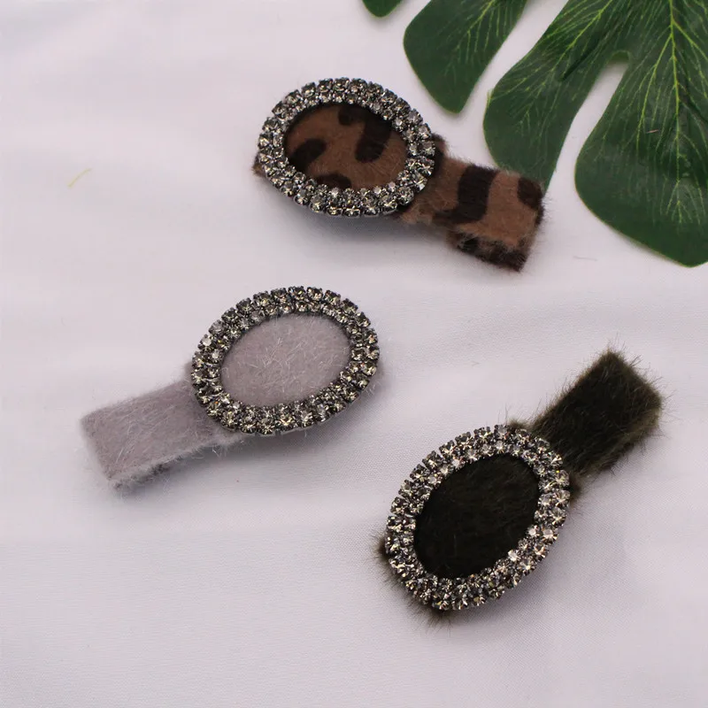 

2020 New Fashion Hairpin Wild Leopard Print Solid Color Rhinestone Duckbill Clip Hair Accessory