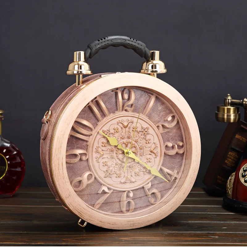 

2020 Xianjian DHL Free Women Gold Handbag Personality Shoulder Bag Classic Retro Messenger Bag Europe London Clock Shape Handbag