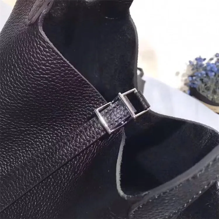Leather Lady Cabbage Basket with Large Capacity