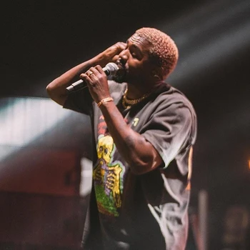 

2019 New Style KANYE WEST Graffiti Print T shirts SEASON 6 Hip-hop Rap Sanskrit T shirt Summer Loose Cotton Men Tee Unisex