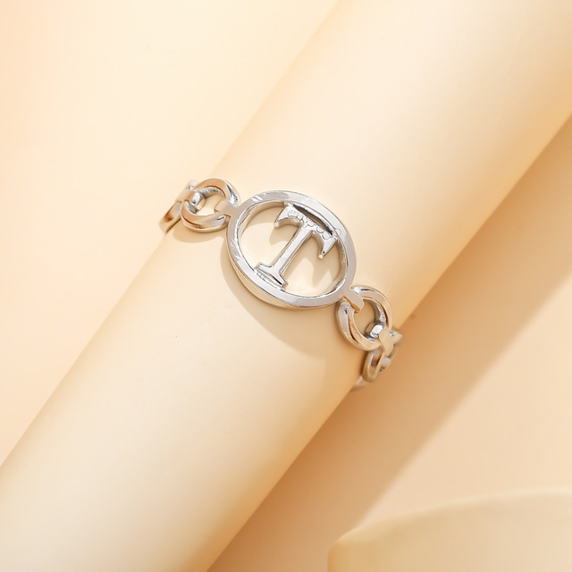 Out A-ZLetter 2Colors Metal Adjustable Opening Ring Initials Name Alphabet Female Party Fashion Jewelry Christmas Present