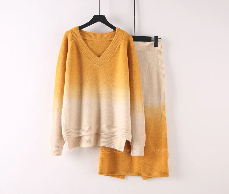 New Autumn Woman Knitted Two-pieces Suit Gradient Sweater Pencil Skirt Set for Woman Female Winter Warm Suits