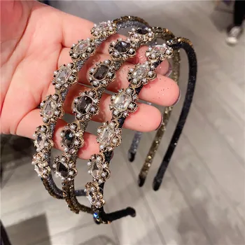 

Baroque Rhinestone Jeweled Hairband For Women Elegant Velvet Ladies Crystal Pearl Sponge Headbands Girls Hair Accessories