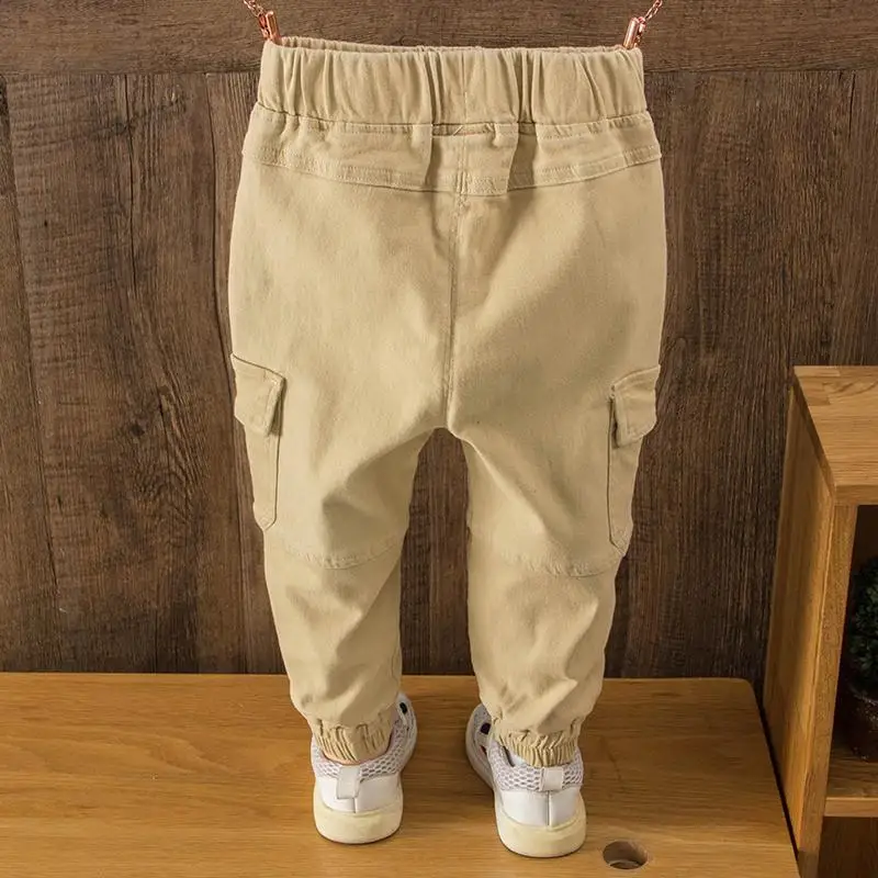 10663978507_1848952321