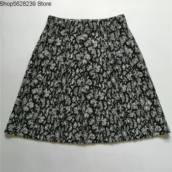 

Wool Exquisite Knitting Short Skirt Elastic Waist Wool Blended Snowflake Jacquard A Word Half Body Skirt Umbrella Skirt