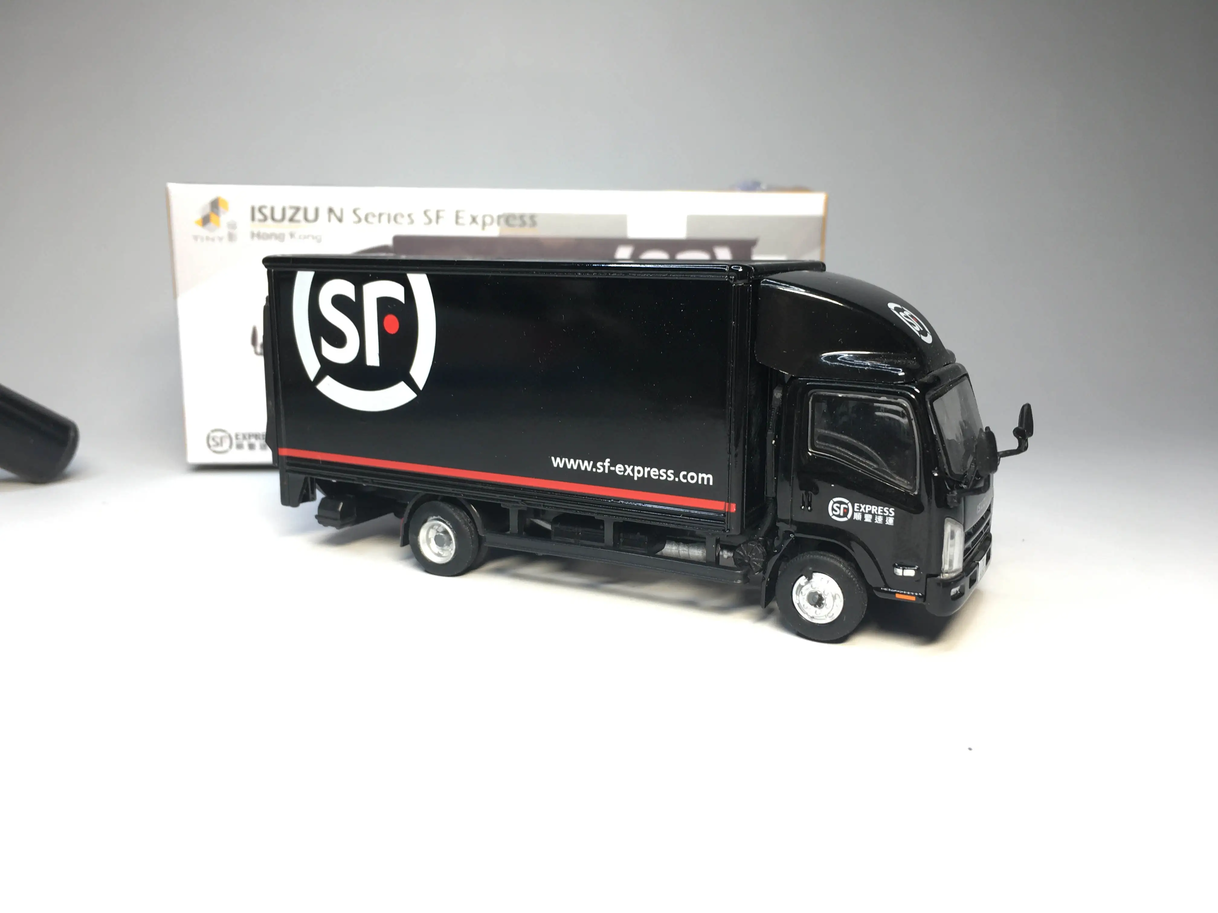 Миниатюрная коллекция литой модели автомобилей серии SF Express Isuzu N 1/76 | Игрушки и