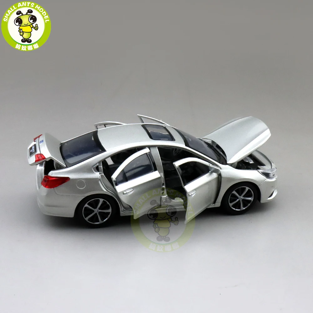 1/32 Jackiekim Subaru LEGACY литая под давлением Модель автомобиля игрушки Детский звуковой светильник вытянуть назад Подарки