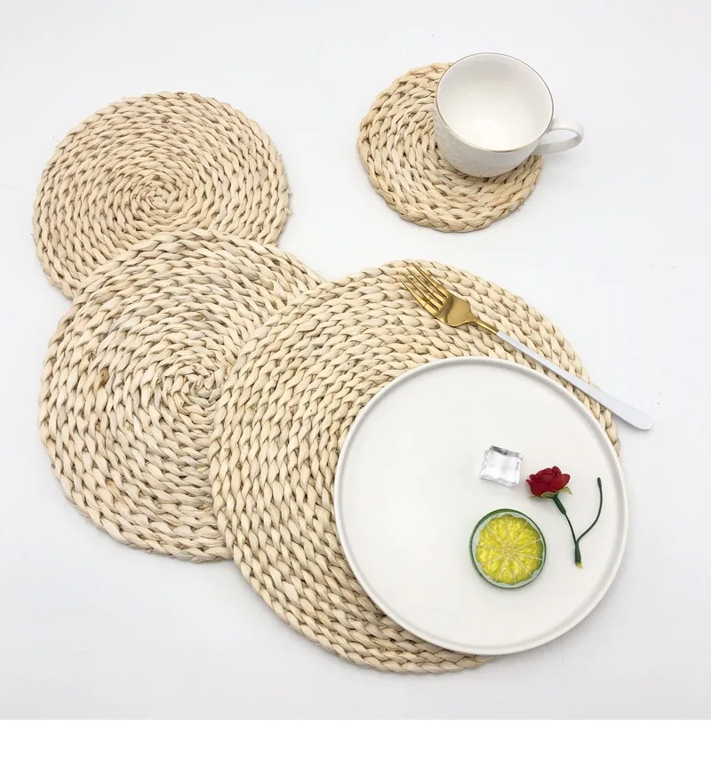 

BALLE Handmade Corn Husk Placemat Insulation Anti-scalding Bamboo Preparation Table Napkin for Home Wedding Party Dinner