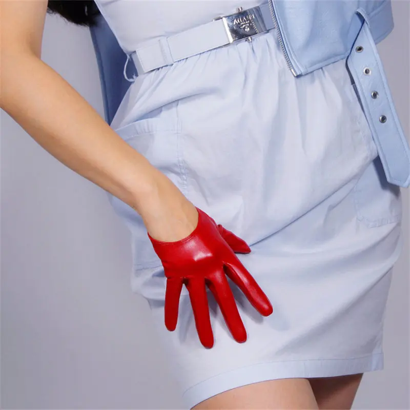 13cm Touchscreen Ultrashort Gloves Emulation Leather Patent Mirror Bright Black White Wild Female WPU87|Женские перчатки| |