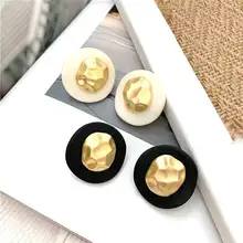 Винтажные белые черные серьги-гвоздики с большими пуговицами для женщин, новинка, массивные ювелирные изделия, индивидуальные серьги