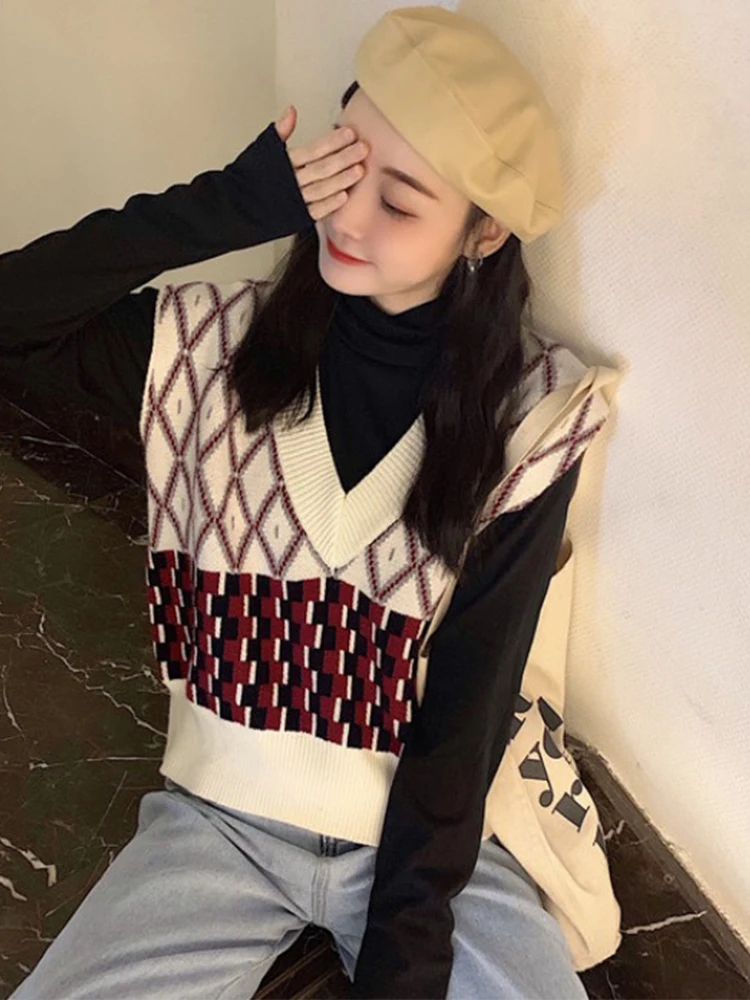

2020 women sweater vest korean style knitted vest v neck sleeveless loose short preppy style gilet chaleco pull top waistcoat