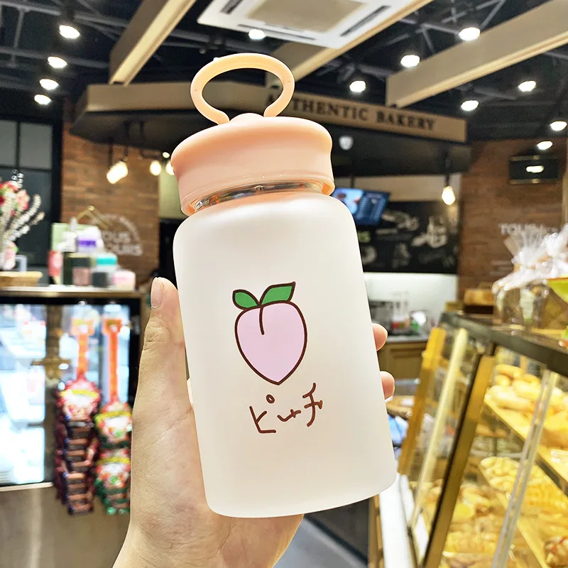Peach Новые кавайные фруктовые матовые стеклянные бутылки для воды, портативные милые студенческие Детские спортивные бутылки, креативные кронштейны для мобильного телефона - Цвет: Peach