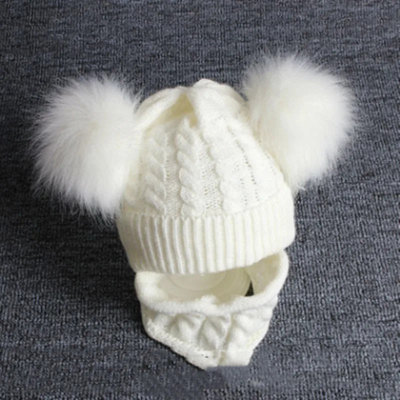 White(hat and scarf) Детская зимняя шапка и шарф, Шапка-бини для мальчиков и девочек, теплая вязаная шапка из искусственного меха с двойными помпонами, комплект с шарфом, аксессуары, QDD9861 - Цвет: White(hat and scarf)