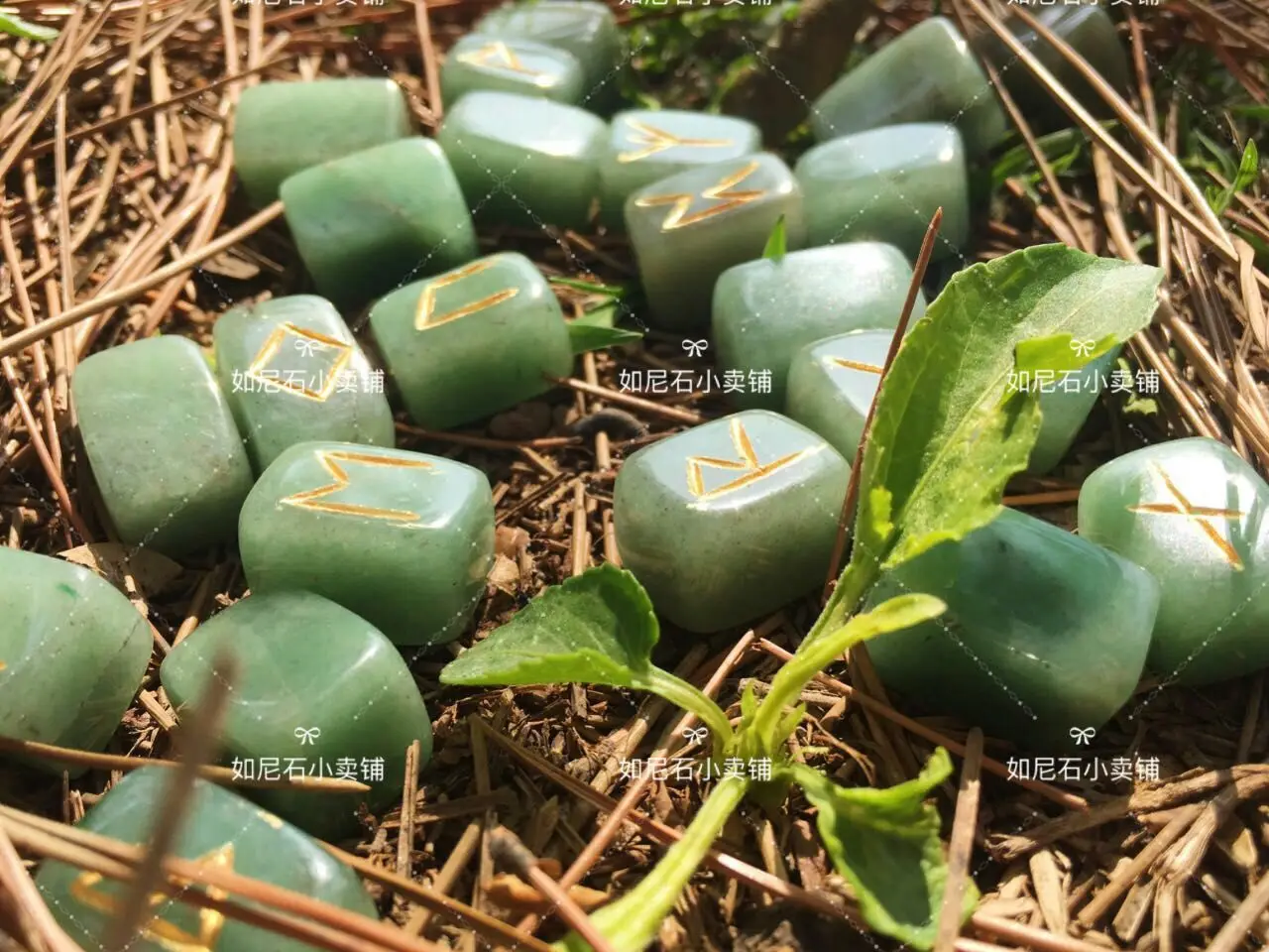 25 шт./компл. гравированные зеленые кристаллы викинга руны набор камней резные надпись Руна камни настольная игра divination инструмент амулет знак