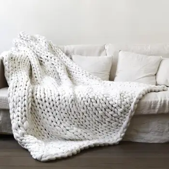 

Hand-Woven Comfortable Knitted Warm Throw Blanket Woollen Blanket Sofa Blanket Fuzzy Blankets