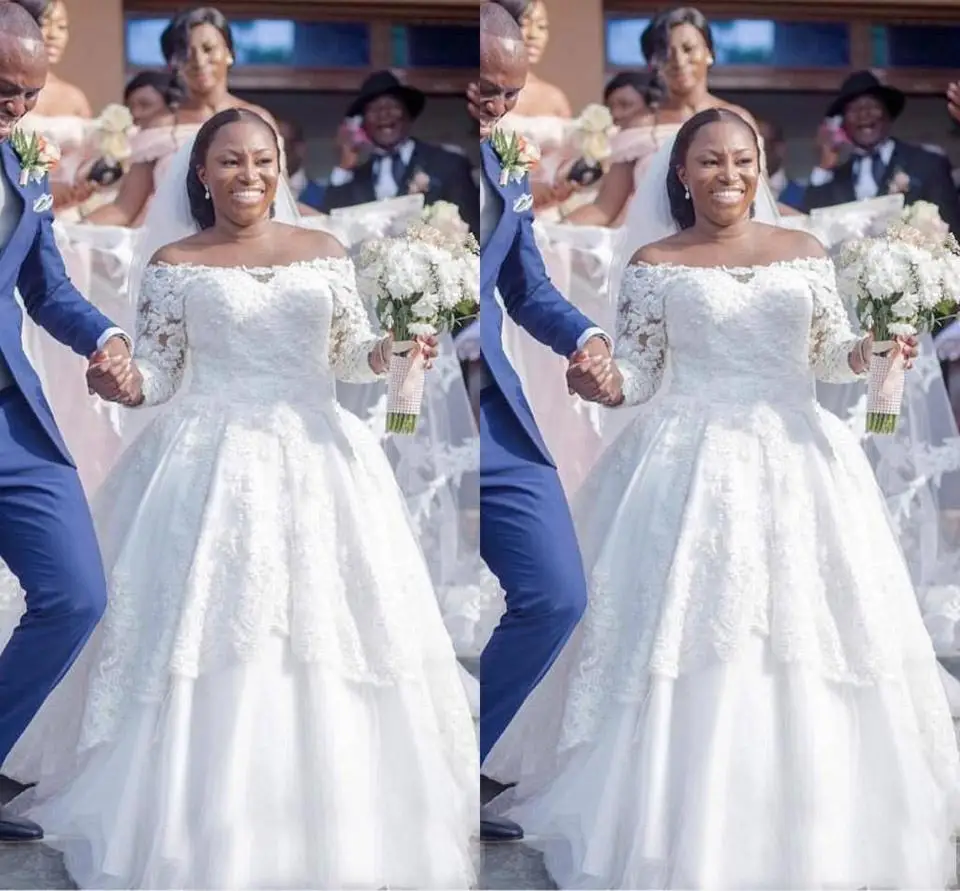 

New Arrival Lace African Plus Size A-line Wedding Dresses Boat Neck Long Sleeves Bridal Gowns Robe De Mariée