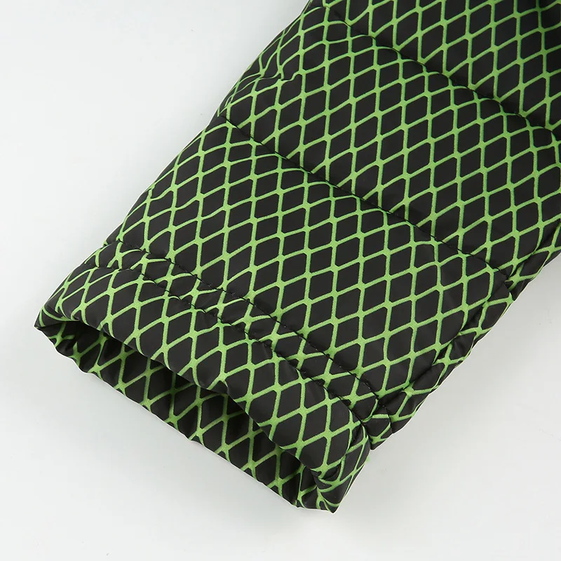 12431984147_2101850235