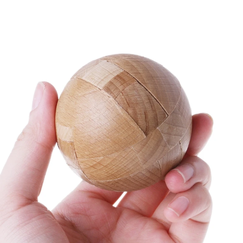 New Wooden Puzzle Magic Ball Intelligence Game Brain Teasers Toy Adults Kids Toy 