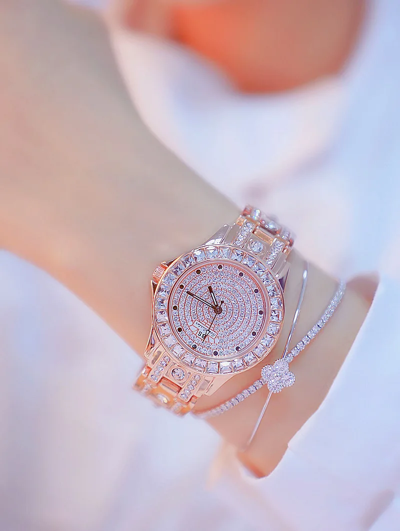 10904298348_381868954