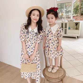 

Mommy and Me Dress Fashion Korean Flower Short Sleeve Dress for Girls Mom and Daughter Matching Clothes Dress Summer Family Look