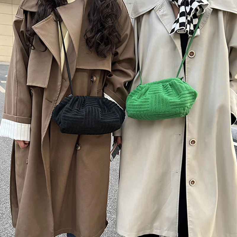 2022 New Brand Green Towel Fabric Women Single-Shoulder Bag Fashion Plaeted Cloud Bag Ladies Casual Handbag Female Messenger Bag