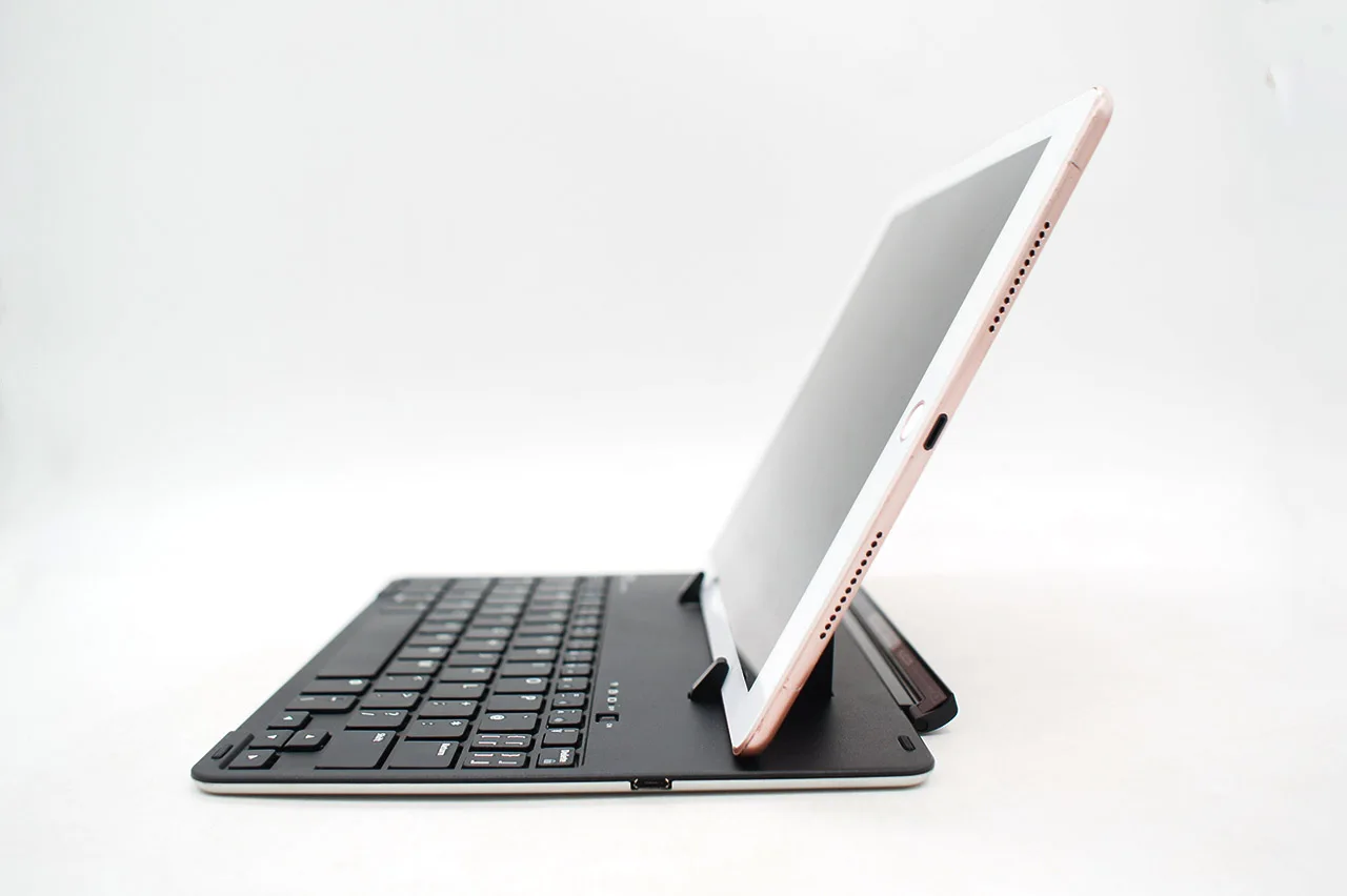 日本宜丽客ElECOM无线蓝牙键盘博通3.0可充电超薄0.36mm兼容IPAD AIR 1 2 9.7 model tk-fbp068isv4 Wireless bluetooth Keyboard Cover For iPad 9.7