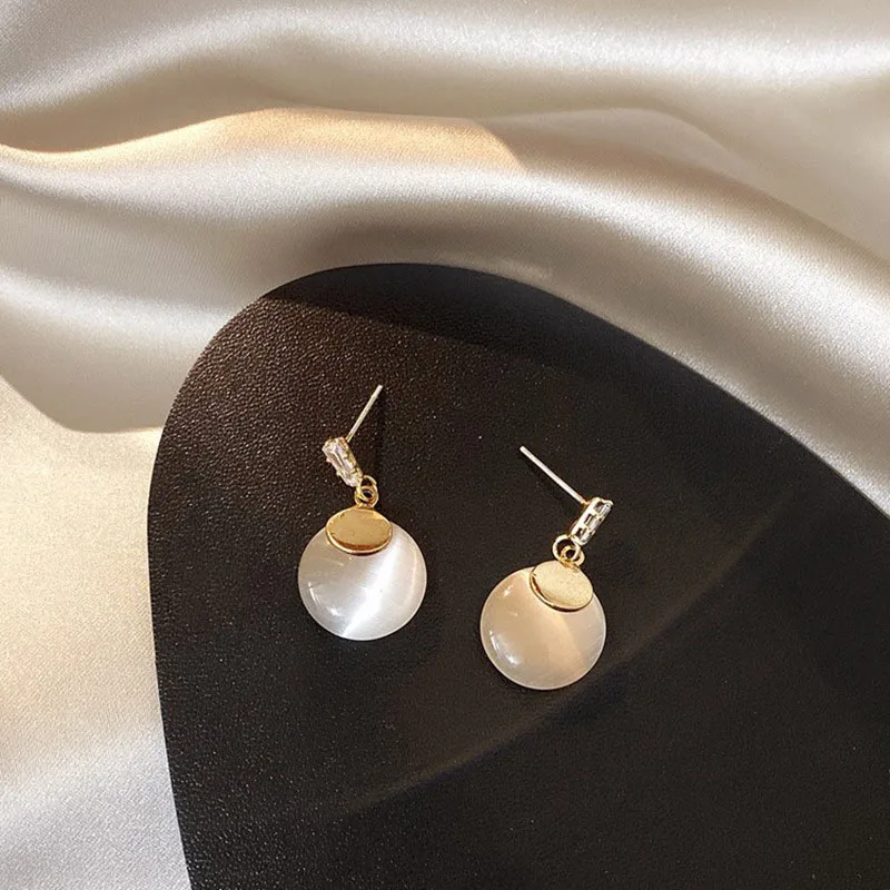 

New Korean Small Round Opal Stone Earrings for Women Simple Elegant Round Stone Charm Drop Earrings Summer Earrings Jewelry Girl