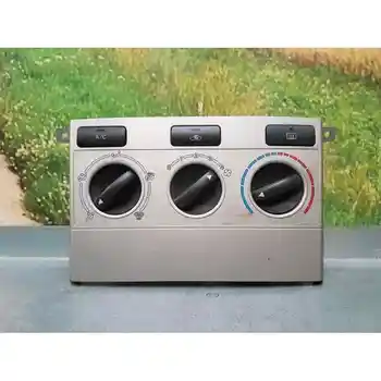 

559000F011 COMMAND HEATING/AIR CONDITIONING TOYOTA COROLLA VERSO (R1)