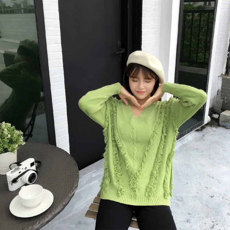 Autumn and winter 2019 new loose show thin foreign style top bottoming knitwear temperament V-Neck Sweater