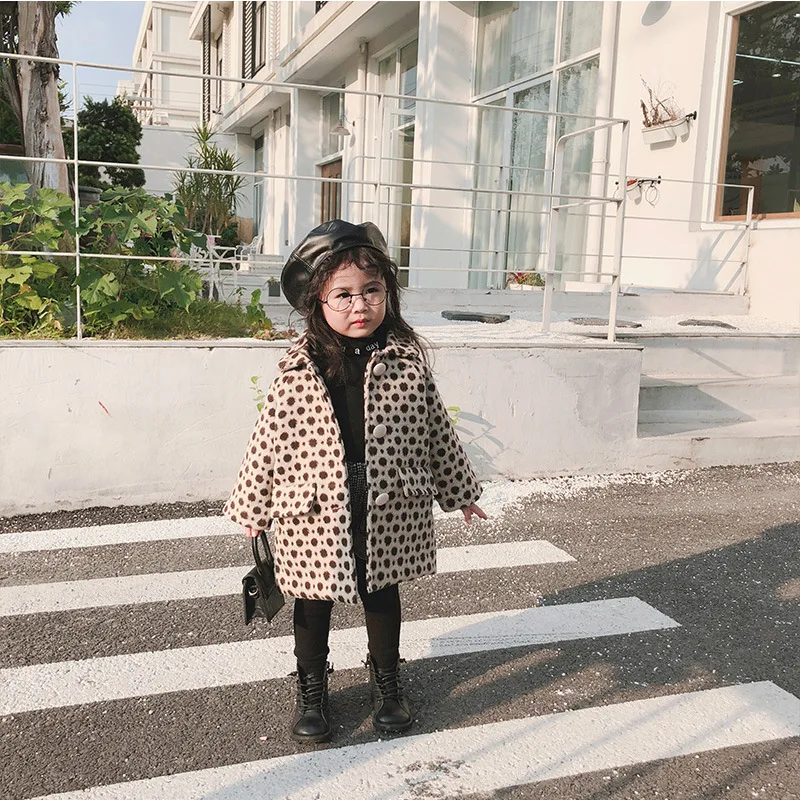 A mu hou/осенне-зимнее Стеганое пальто для девочек с леопардовым узором из Южной Кореи детская спортивная одежда средней длины в Корейском стиле